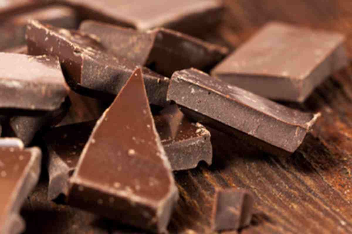 Allarme sul cioccolato fondente (Ansa) 19.12.2022 intaste