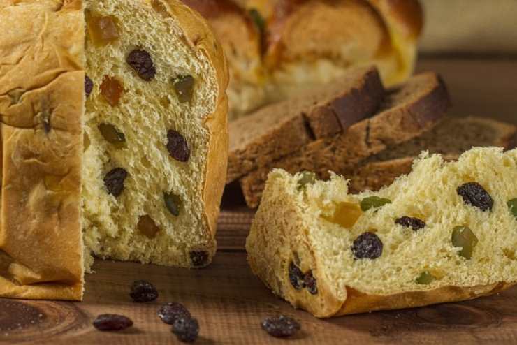 Non ingrassare a Natale, cosa si può mangiare tra il pandoro e il panettone