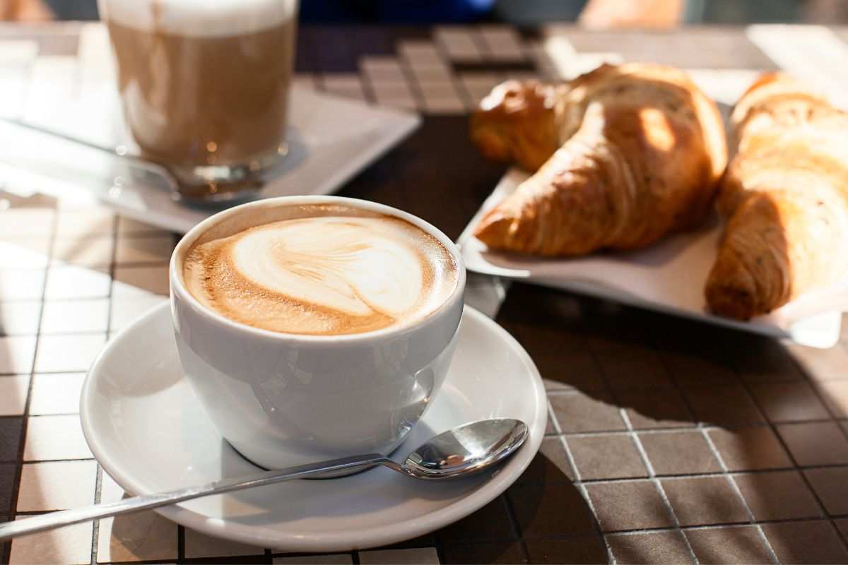 come preparare il cappuccino fatto in casa 