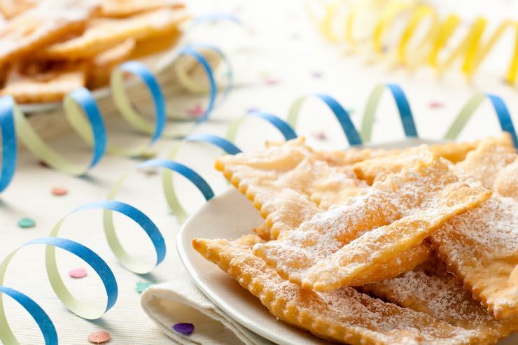 Chiacchiere napoletane, la ricetta facile 