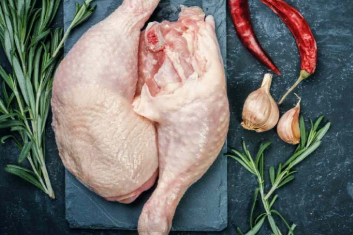 cosce di pollo all'impiccata tecnica di cottura