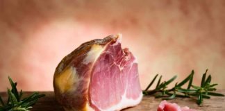 Cosa sono i puntini bianchi sul prosciutto crudo