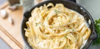 Fettuccine Alfredo, ristorante di Roma