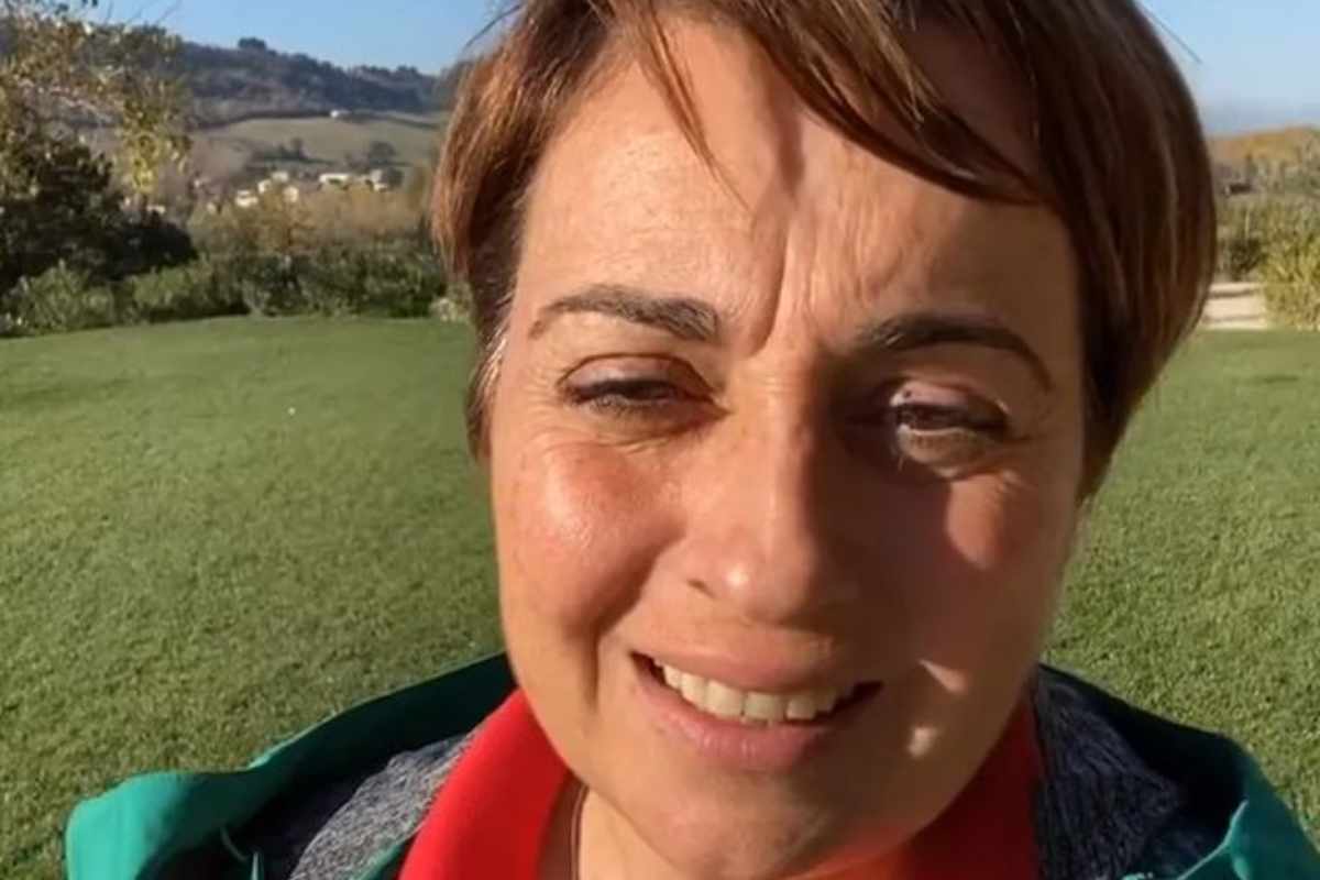 Benedetta Rossi alle prese con gli ormoni