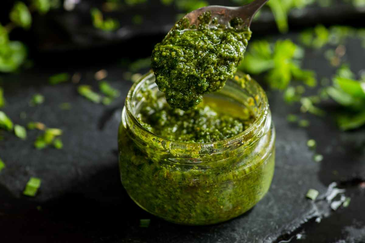 Pesto di scarola ricetta