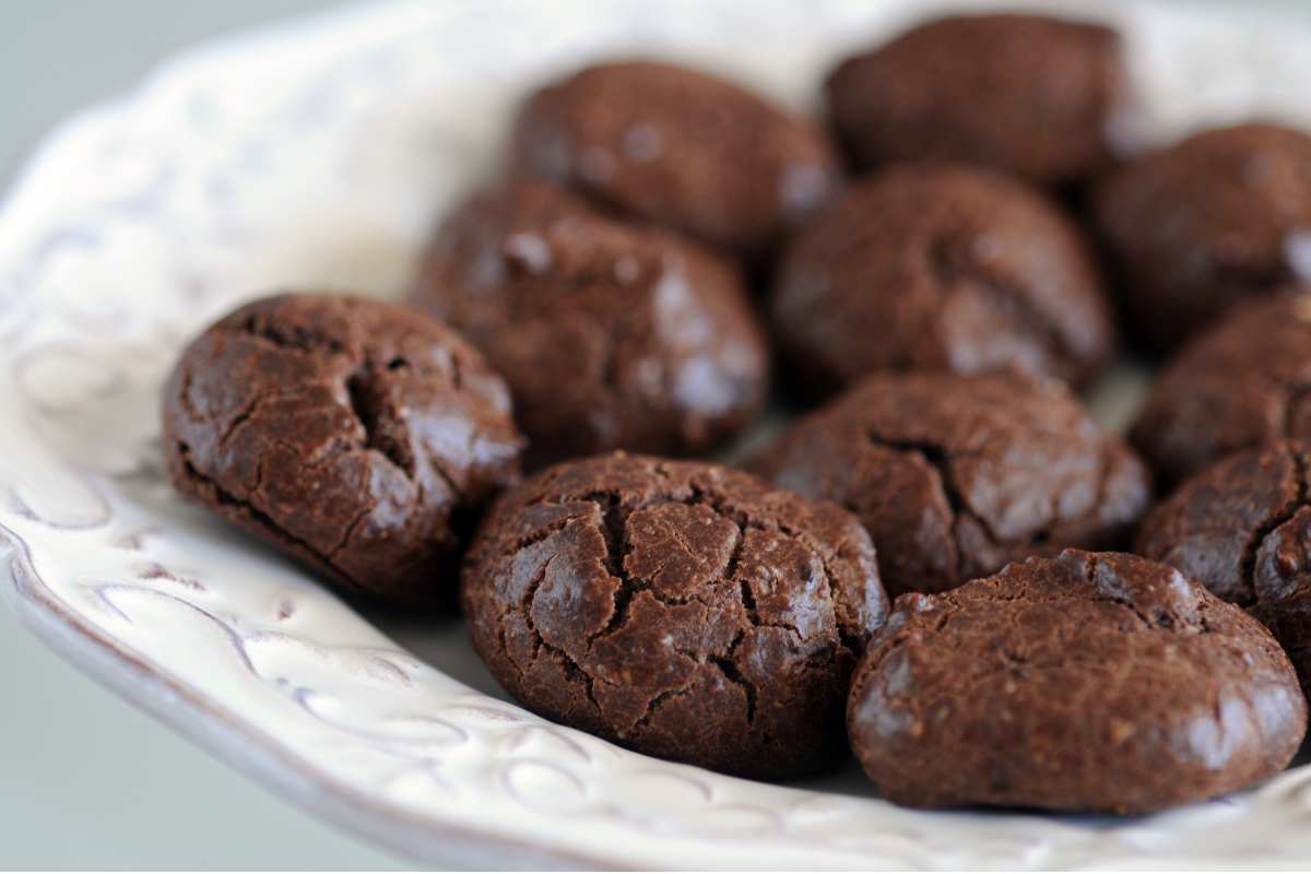 Ricetta biscotti cioccolato friabili burrosi