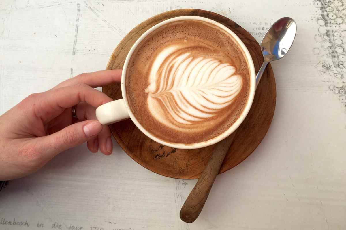 Perché smettere di assumere il cappuccino a colazione