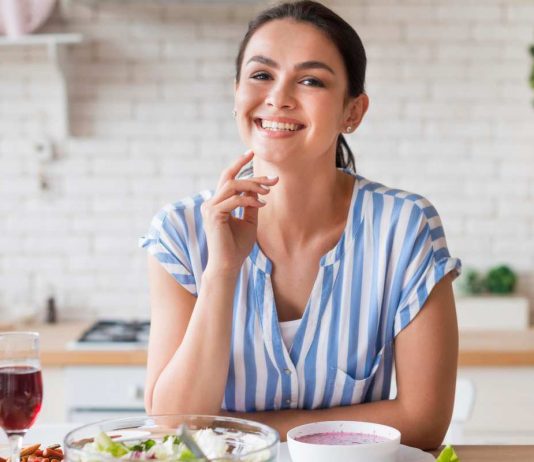 cena cosa mangiare contro insonnia