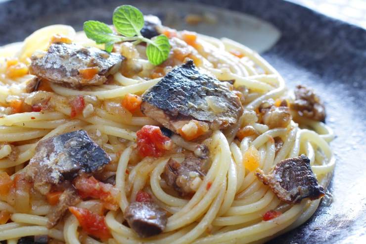 La ricetta della pasta con le sarde di chef Ruben