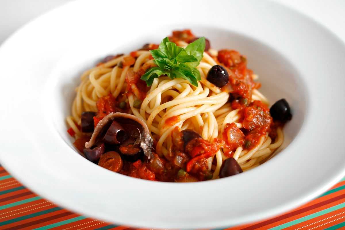 ricetta spaghetti alla vesuviana 