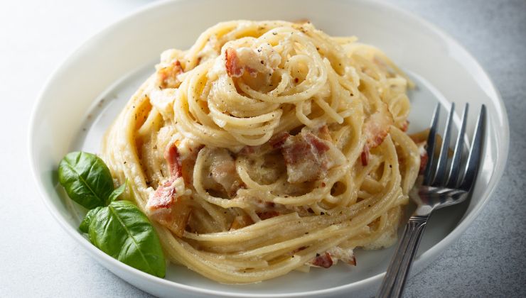 Ricetta pasta alla Papalina 