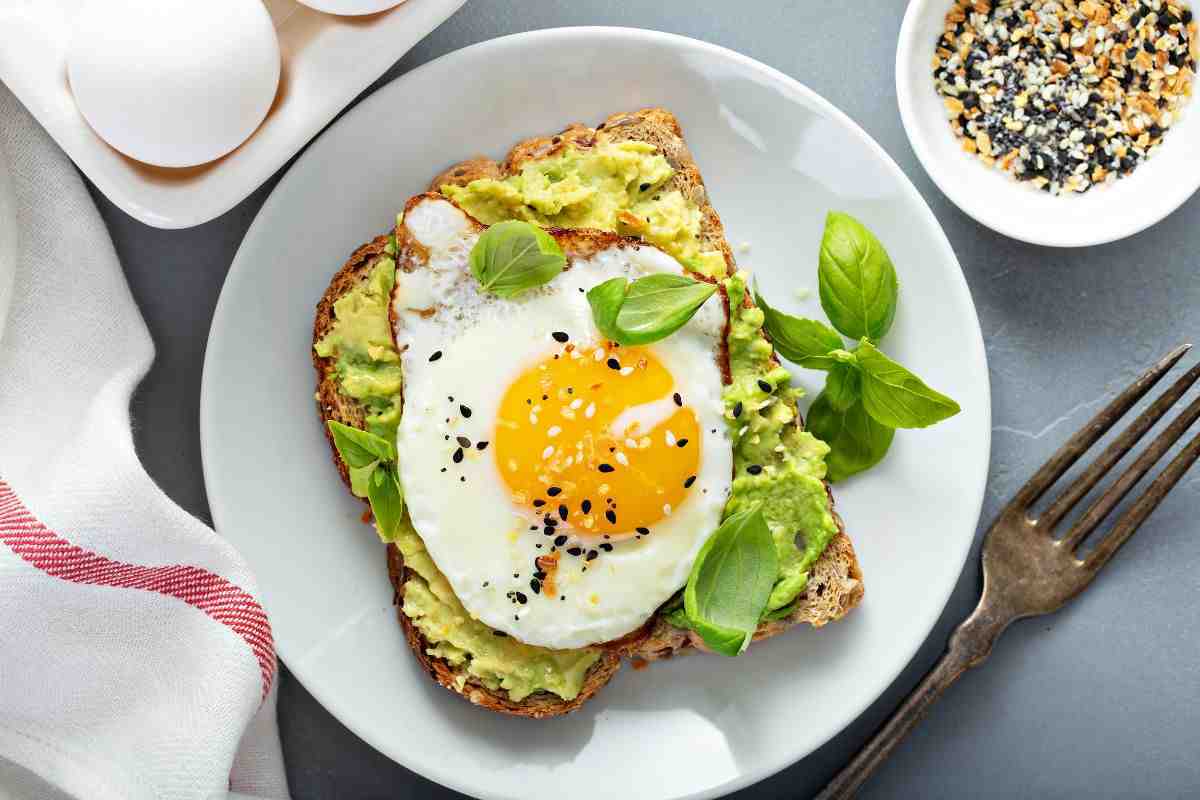 L'avocado toast di Bruno Barbieri: come si fa?