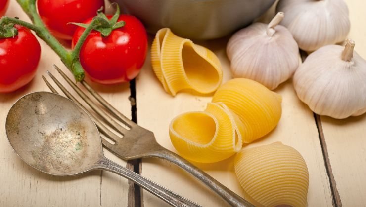 ricetta pasta pomodorini ed erbe aromatiche di bruno barbieri