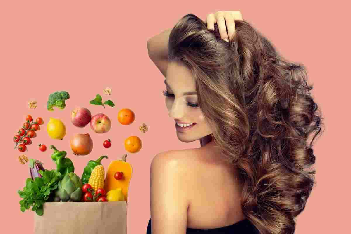 alimenti per capelli sani