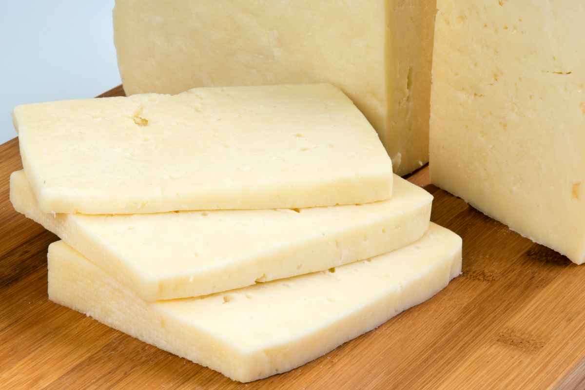 Formaggio caciotta ritirata