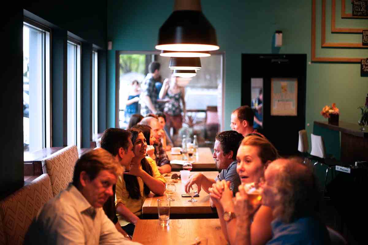 In questo ristorante ti riempiono di insulti e poi ti danno da mangiare