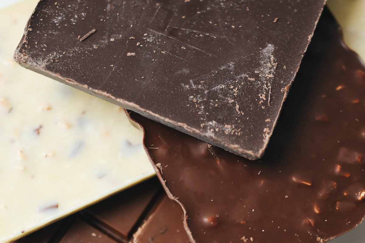 perchè il cioccolato fa la patina