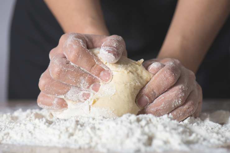 focaccia 'scrocchiarella' preparazione