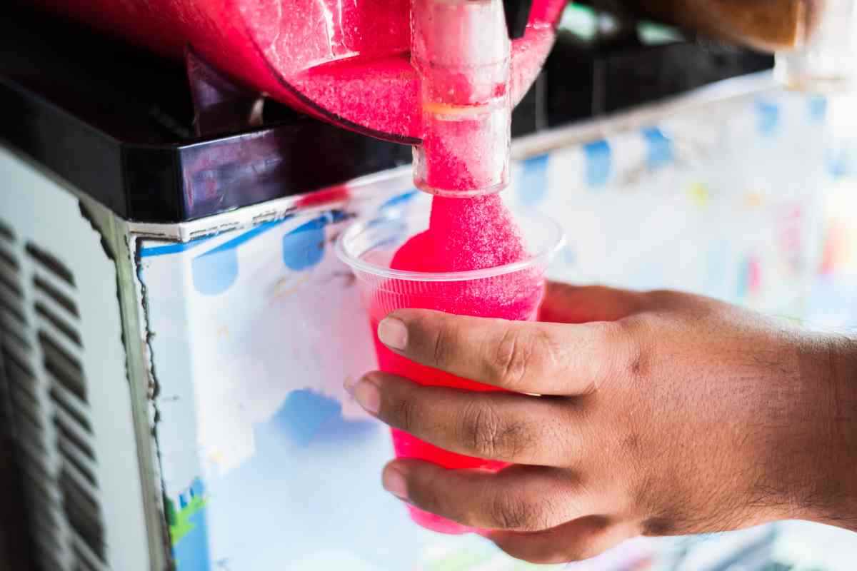 cosa c'è dentro gli slushie colorati drink per bambini